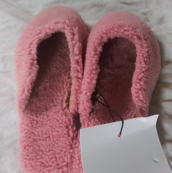 Sleeper Shearling Slippers - Pink - Sz 8 - Picture 4 of 6